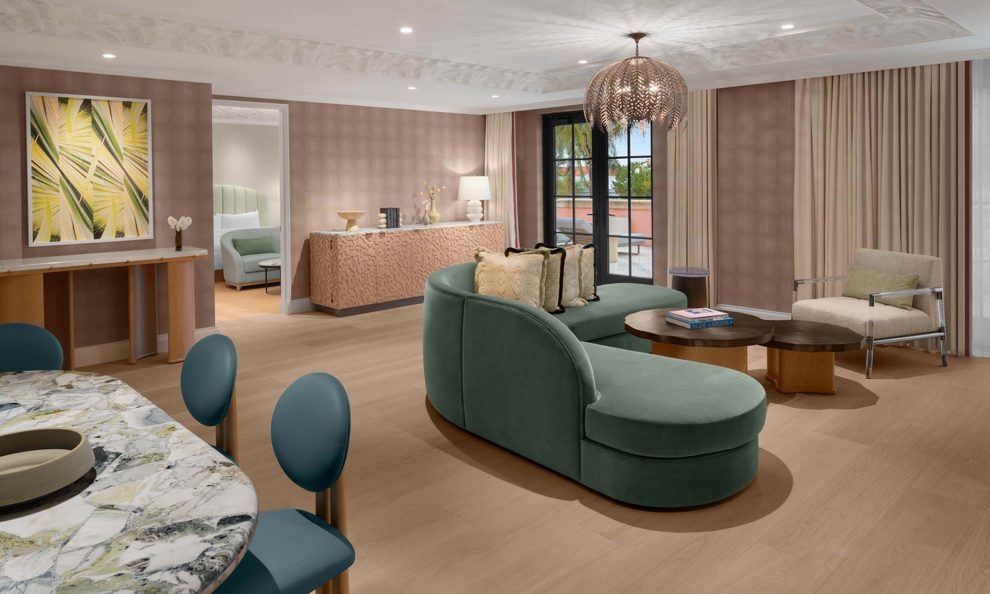 Royal Palm Living Room - Palm House